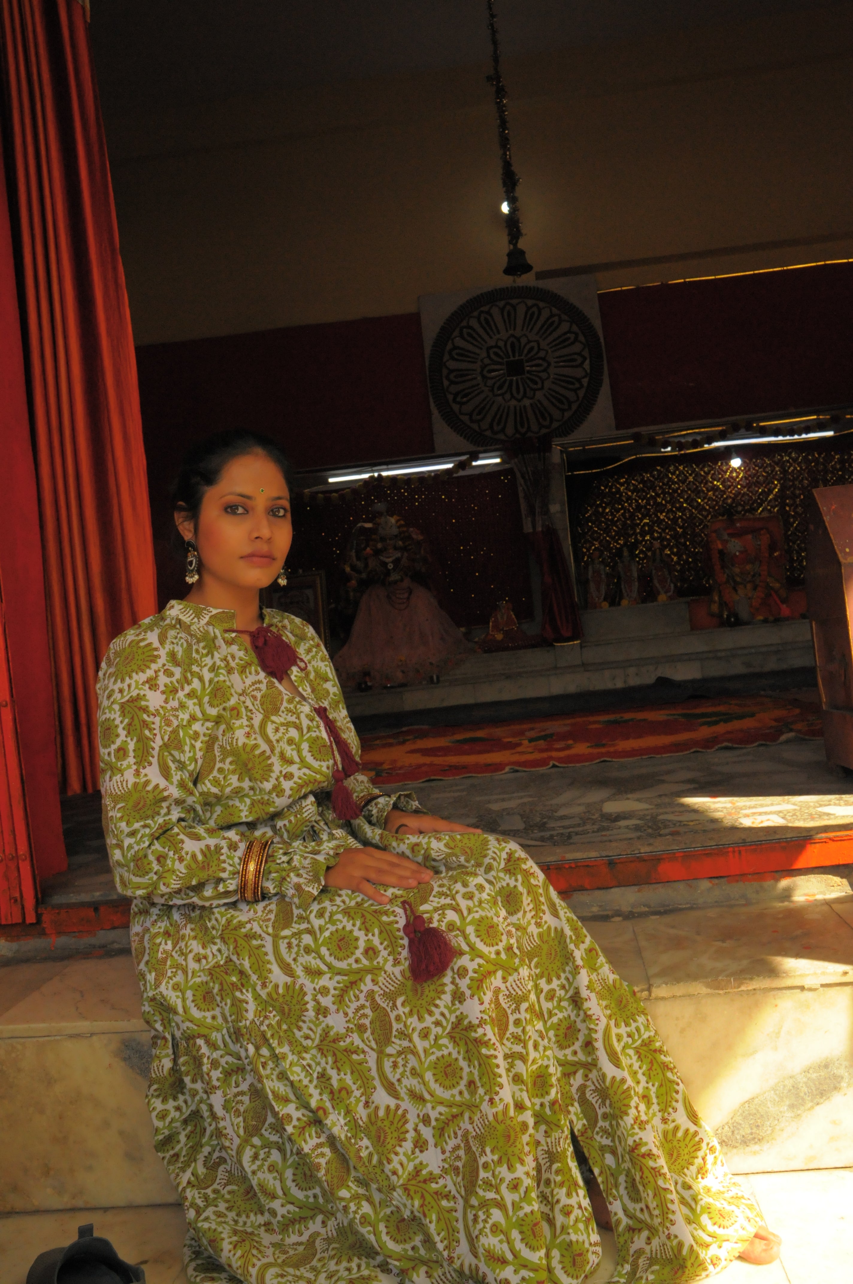 Peacock Palace Print With Burgandy Tassels