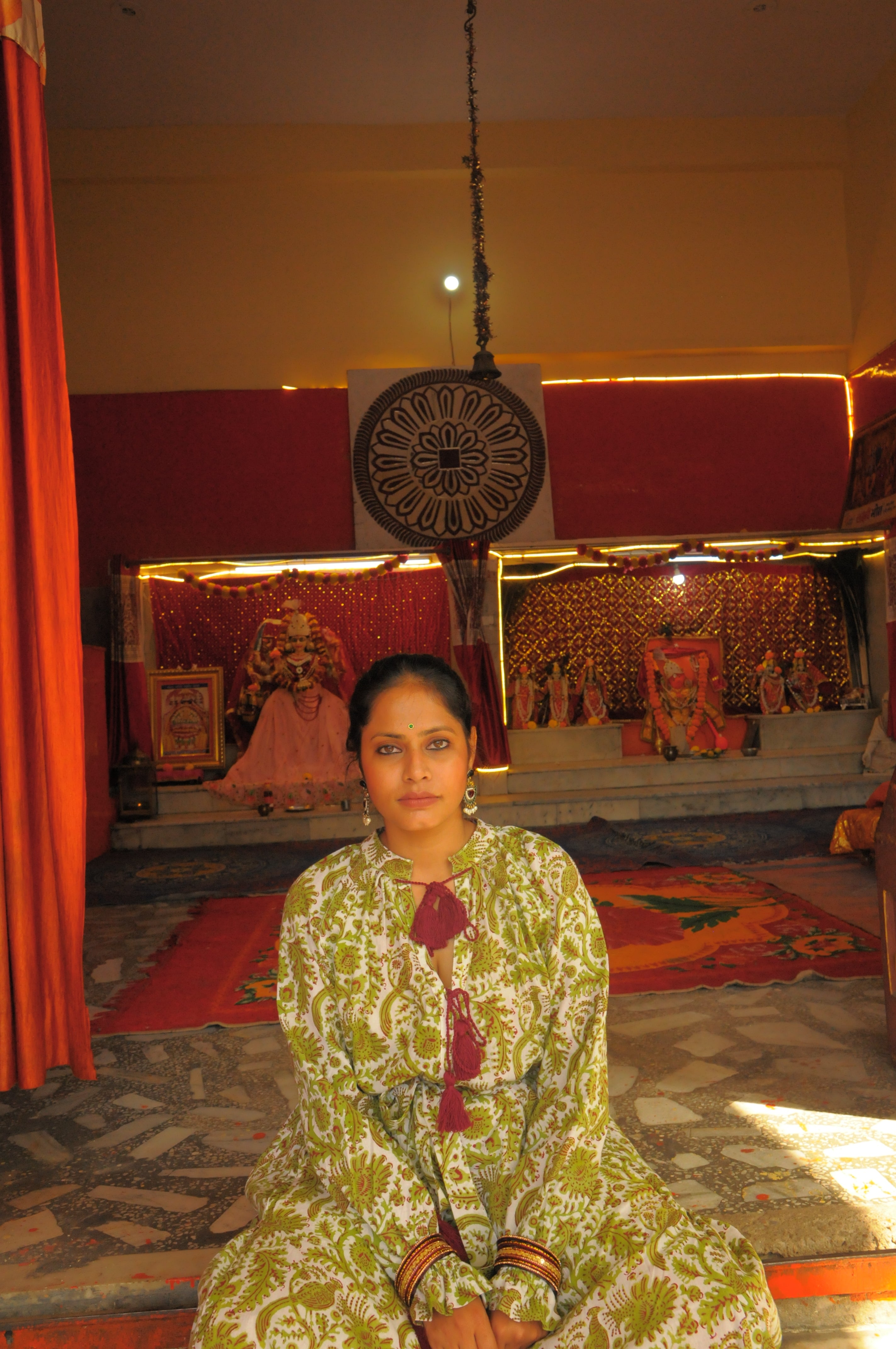 Peacock Palace Print With Burgandy Tassels