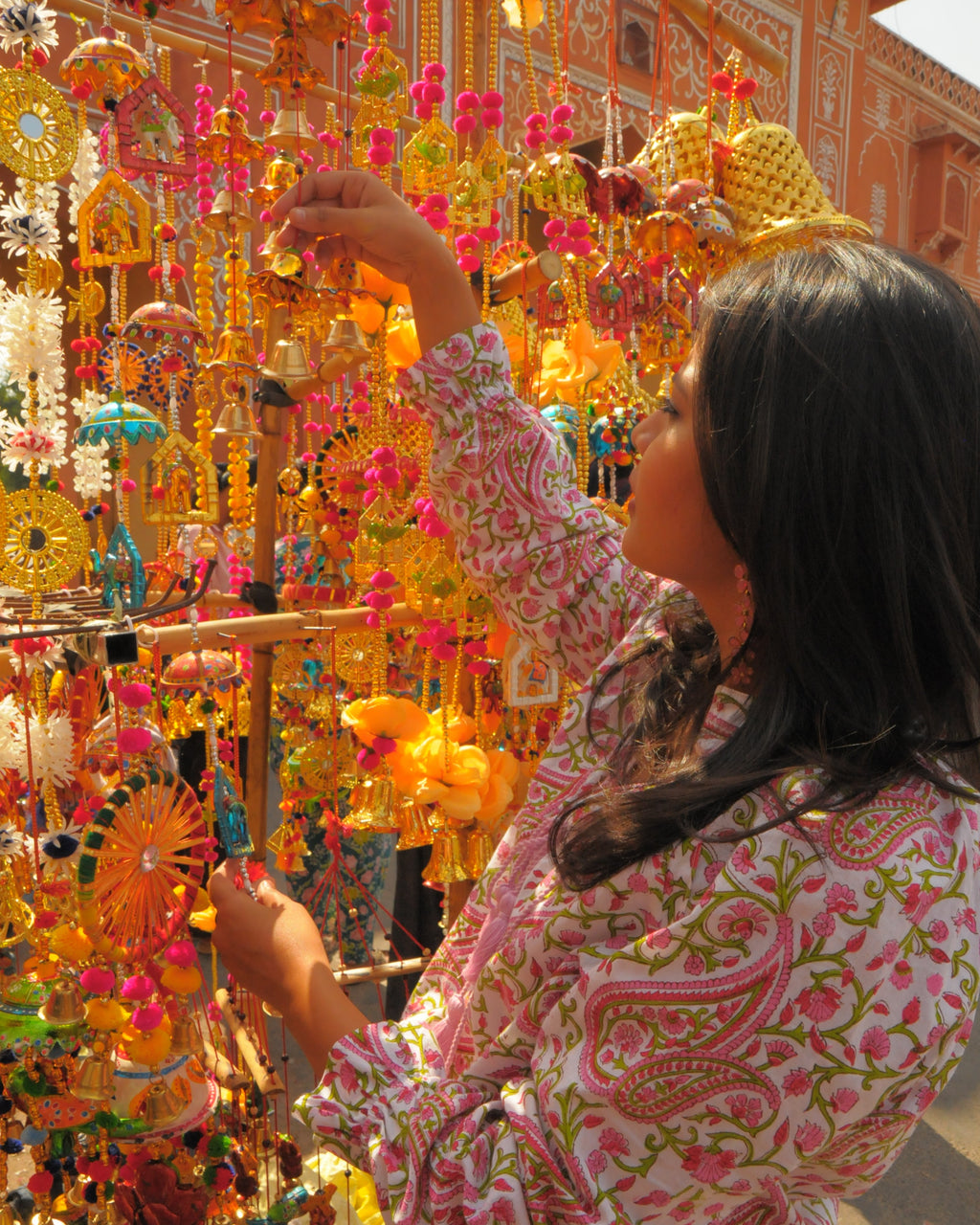 Rose Paisley Print With Light Pink Tassels