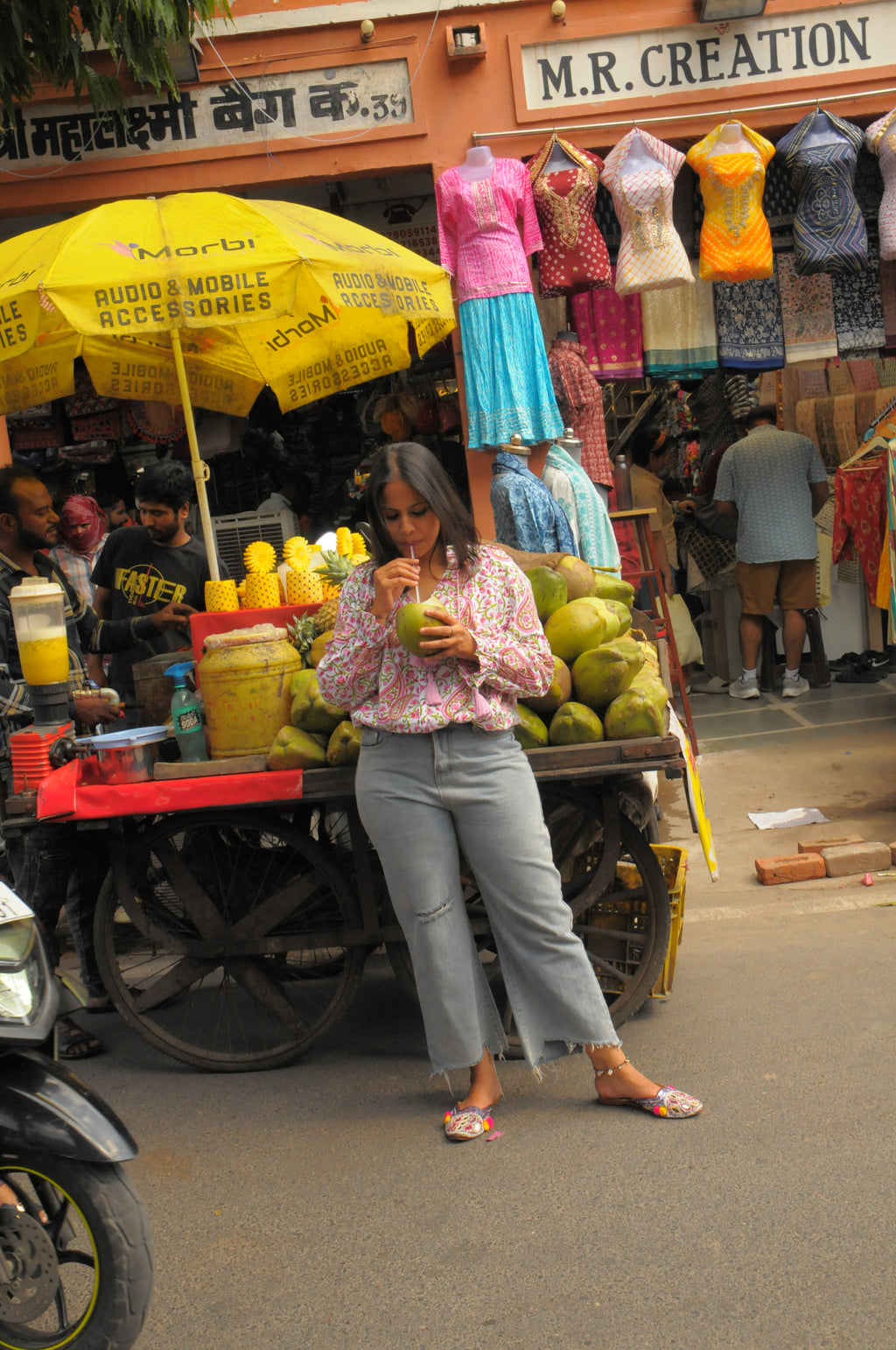 Rose Paisley Print With Light Pink Tassels